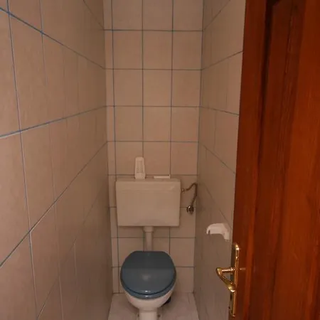 Triple 6219c Vendégház 3*